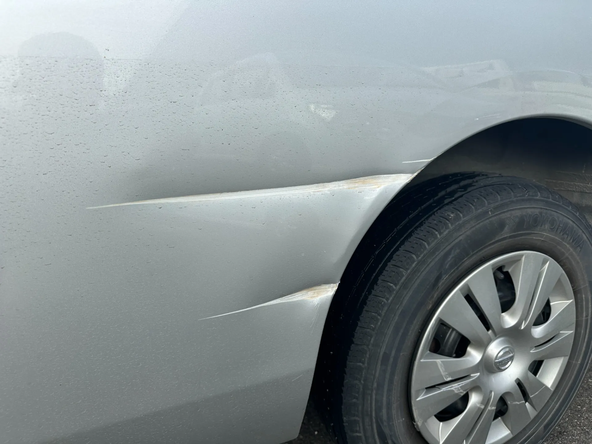 【福井市】ニッサン　キャラバン　の鈑金塗装をしました！